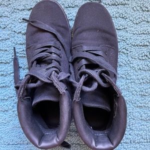 Dr Martens High Cut Black Sneakers